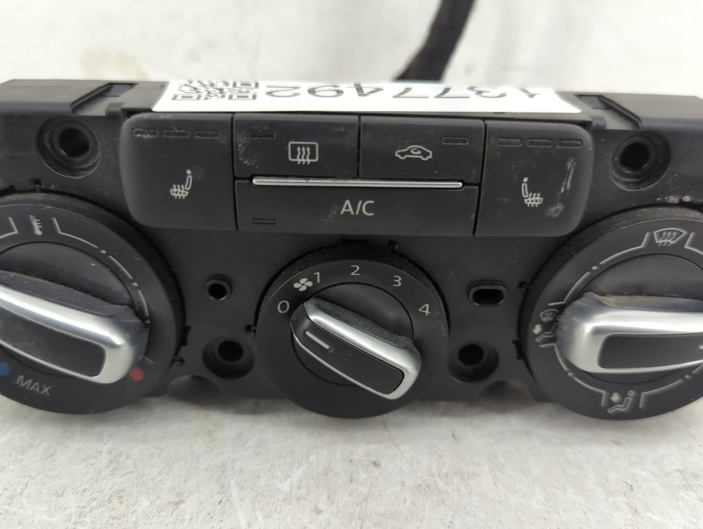 2012-2016 Volkswagen Beetle Climate Control Module Temperature AC/Heater Replacement P/N:5C0820047 90151-908 Fits OEM Used A