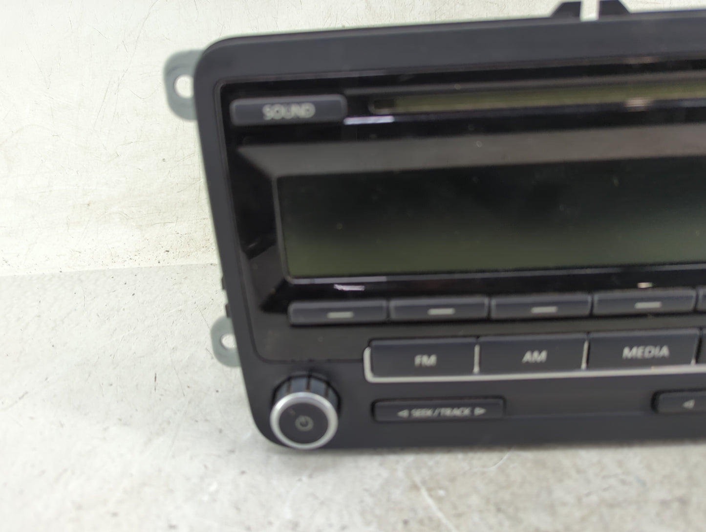 2012-2016 Volkswagen Beetle Radio AM FM Cd Player Receiver Replacement P/N:1K0 035 164 D Fits Fits 2011 2012 2013 2014 2015 