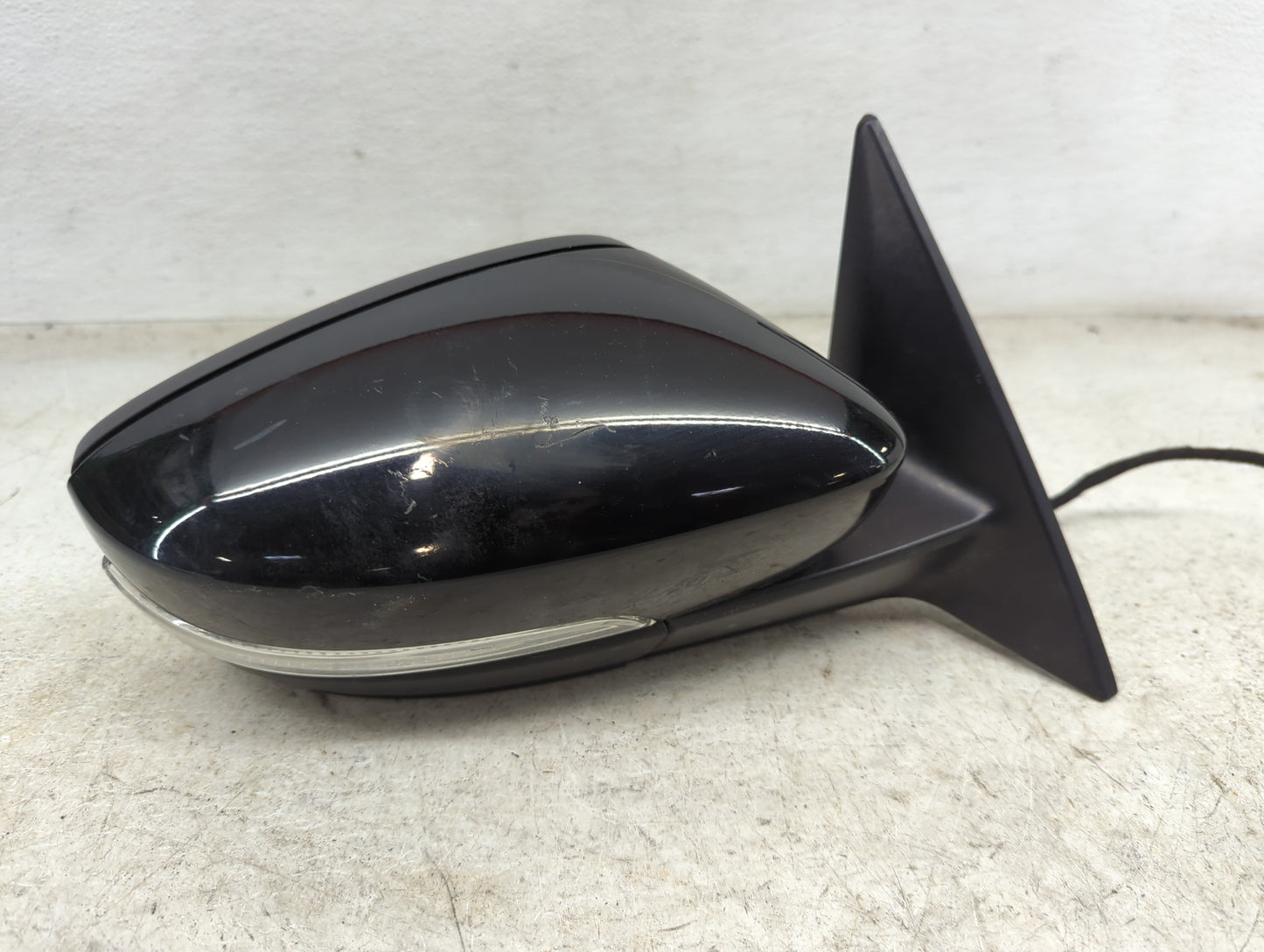 2012-2019 Volkswagen Beetle Passenger Side View Mirror - Right Door Mirror OEM Used - Oemusedautoparts1.com
