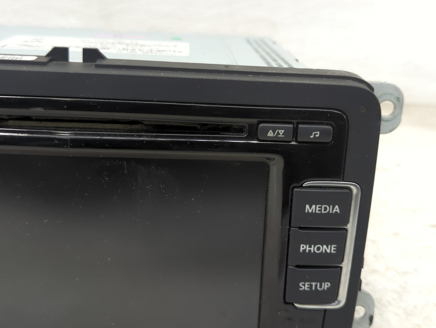 2012-2015 Volkswagen Beetle Radio AM FM Cd Player Receiver Replacement P/N:1K0035180AF 28372938 Fits OEM Used Auto Parts - O