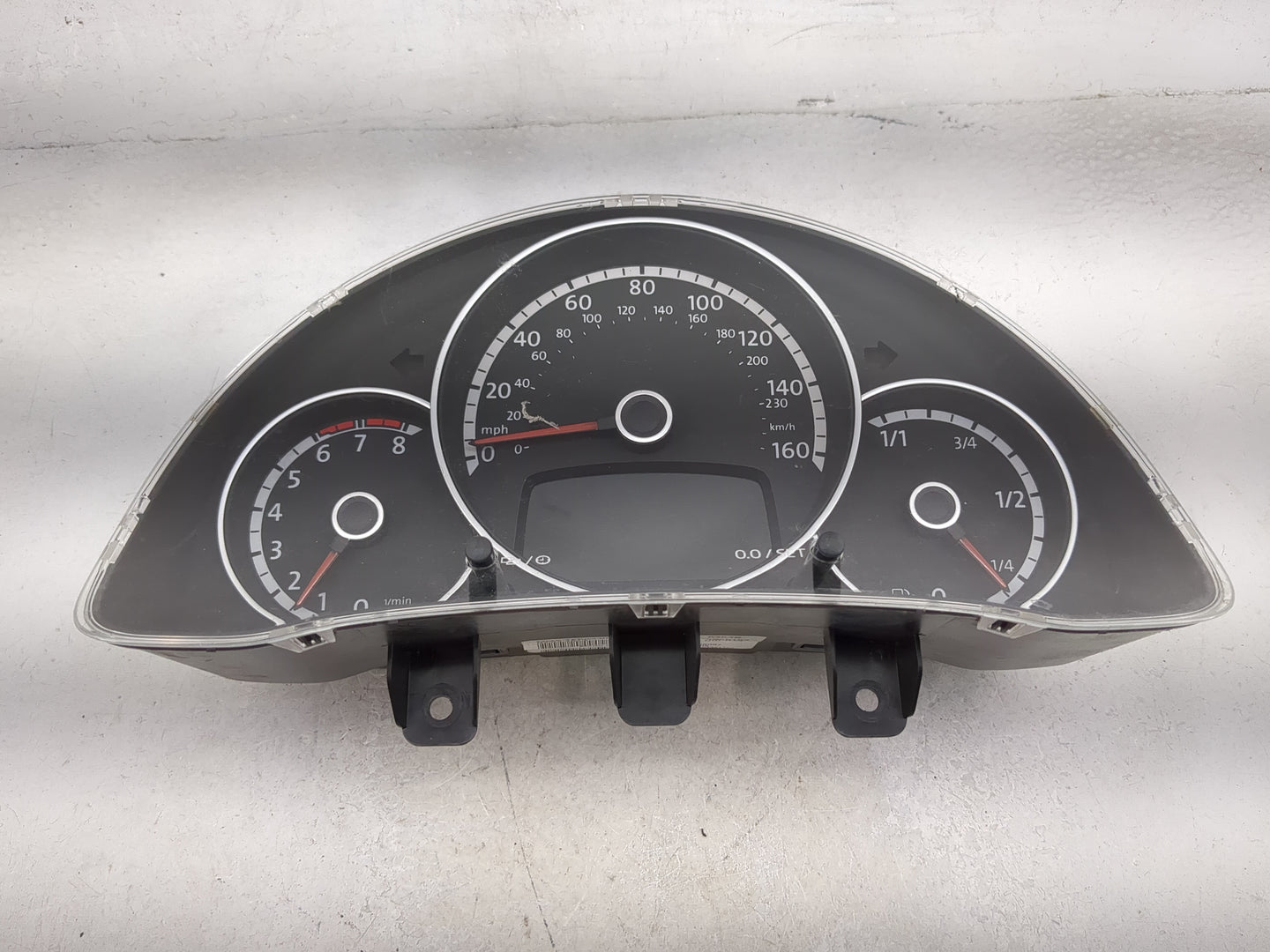 2013-2014 Volkswagen Beetle Instrument Cluster Speedometer Gauges P/N:5C5920970F Miles: Fits Fits 2013 2014 OEM Used Auto Pa