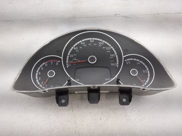 2013-2014 Volkswagen Beetle Instrument Cluster Speedometer Gauges P/N:5C5920970F Miles: Fits Fits 2013 2014 OEM Used Auto Pa