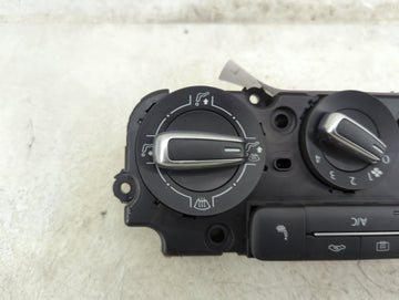 2012-2016 Volkswagen Beetle Climate Control Module Temperature AC/Heater Replacement P/N:5C0820047BC 90151-908/0000 Fits OEM Used Auto Parts