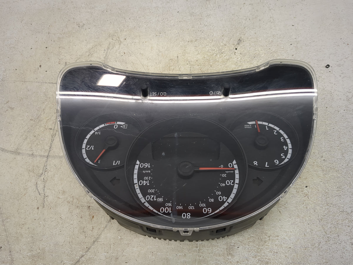 2013-2014 Volkswagen Beetle Instrument Cluster Speedometer Gauges P/N:5C5920950F MM5-TEP04.08.1207086798 Miles: Fits OEM Use