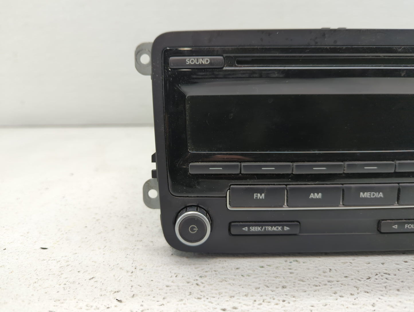 2012-2016 Volkswagen Beetle Radio AM FM Cd Player Receiver Replacement P/N:1K0 035 164 D 1K0 035 164 Fits OEM Used Auto Part