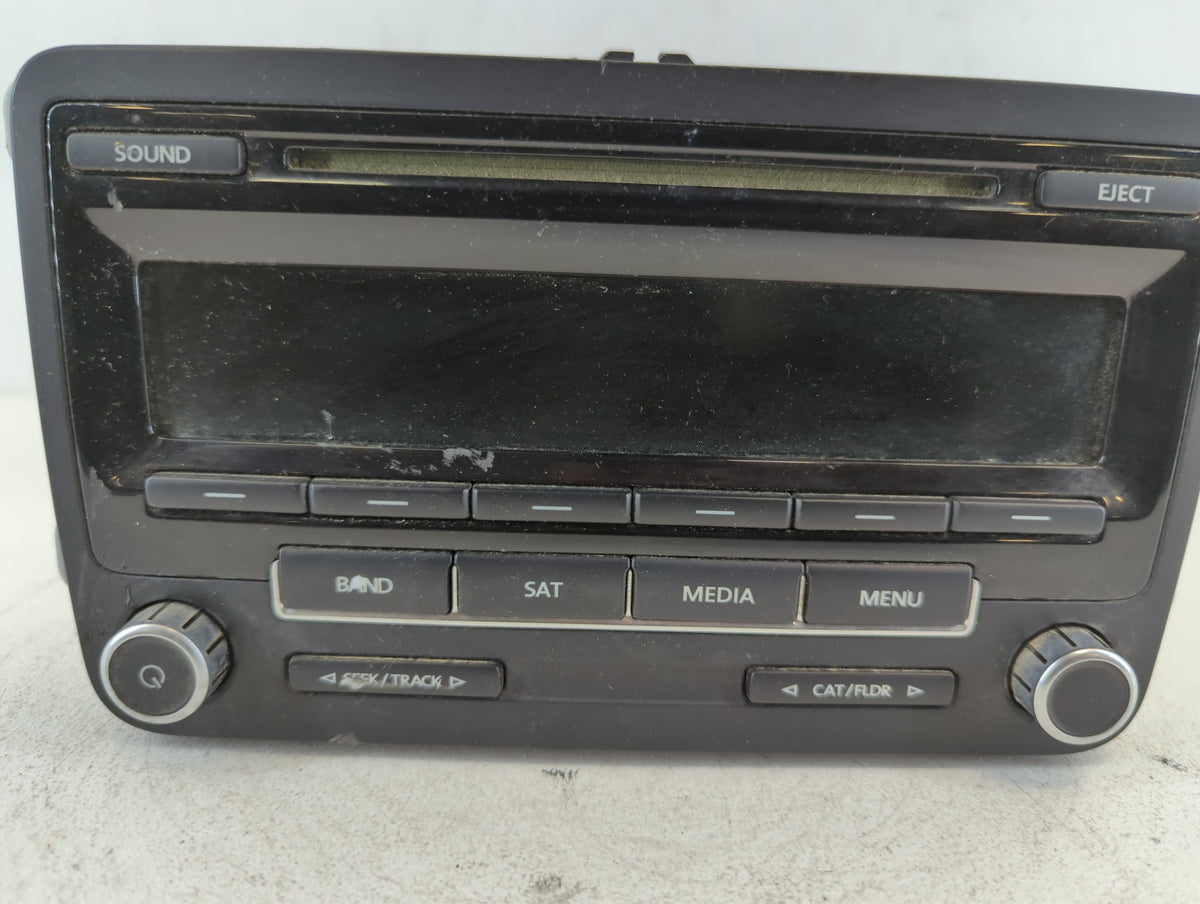 2012-2016 Volkswagen Beetle Am Fm Cd Player Radio Receiver 663226 - Oemusedautoparts1.com
