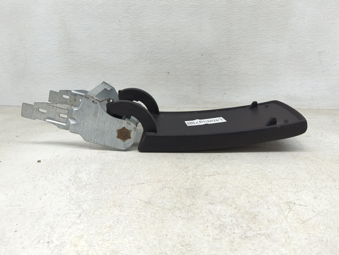 2013 Volkswagen Cc Center Console Armrest Cover Lid Fits OEM Used Auto Parts - Oemusedautoparts1.com
