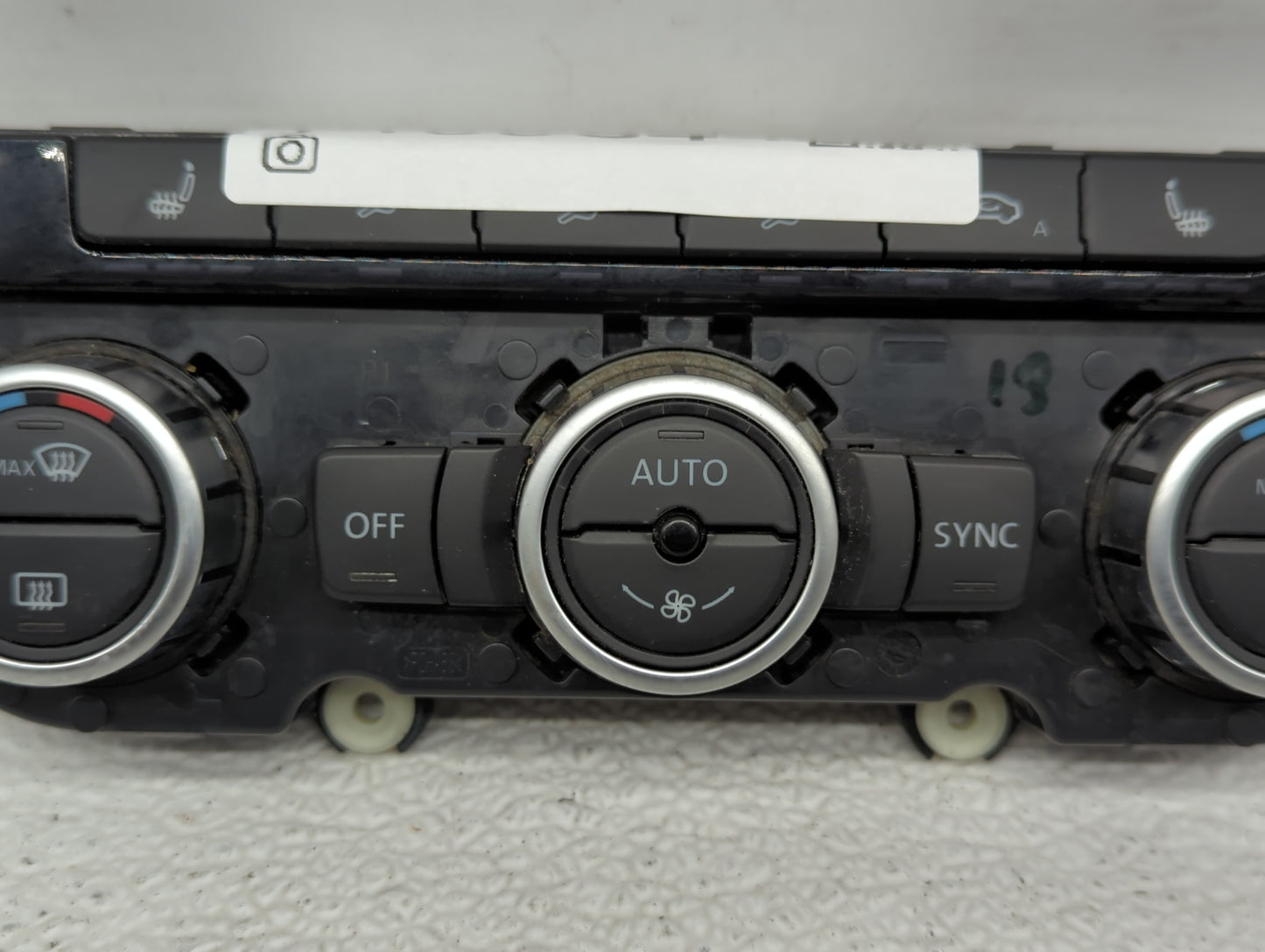 2013-2014 Volkswagen Cc Climate Control Module Temperature AC/Heater Replacement P/N:3AA907044AN Fits Fits 2013 2014 OEM Use