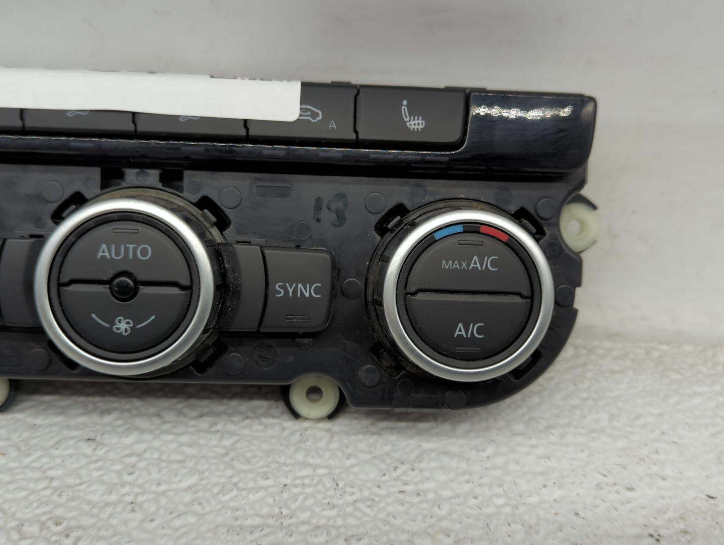2013-2014 Volkswagen Cc Climate Control Module Temperature AC/Heater Replacement P/N:3AA907044AN Fits Fits 2013 2014 OEM Use