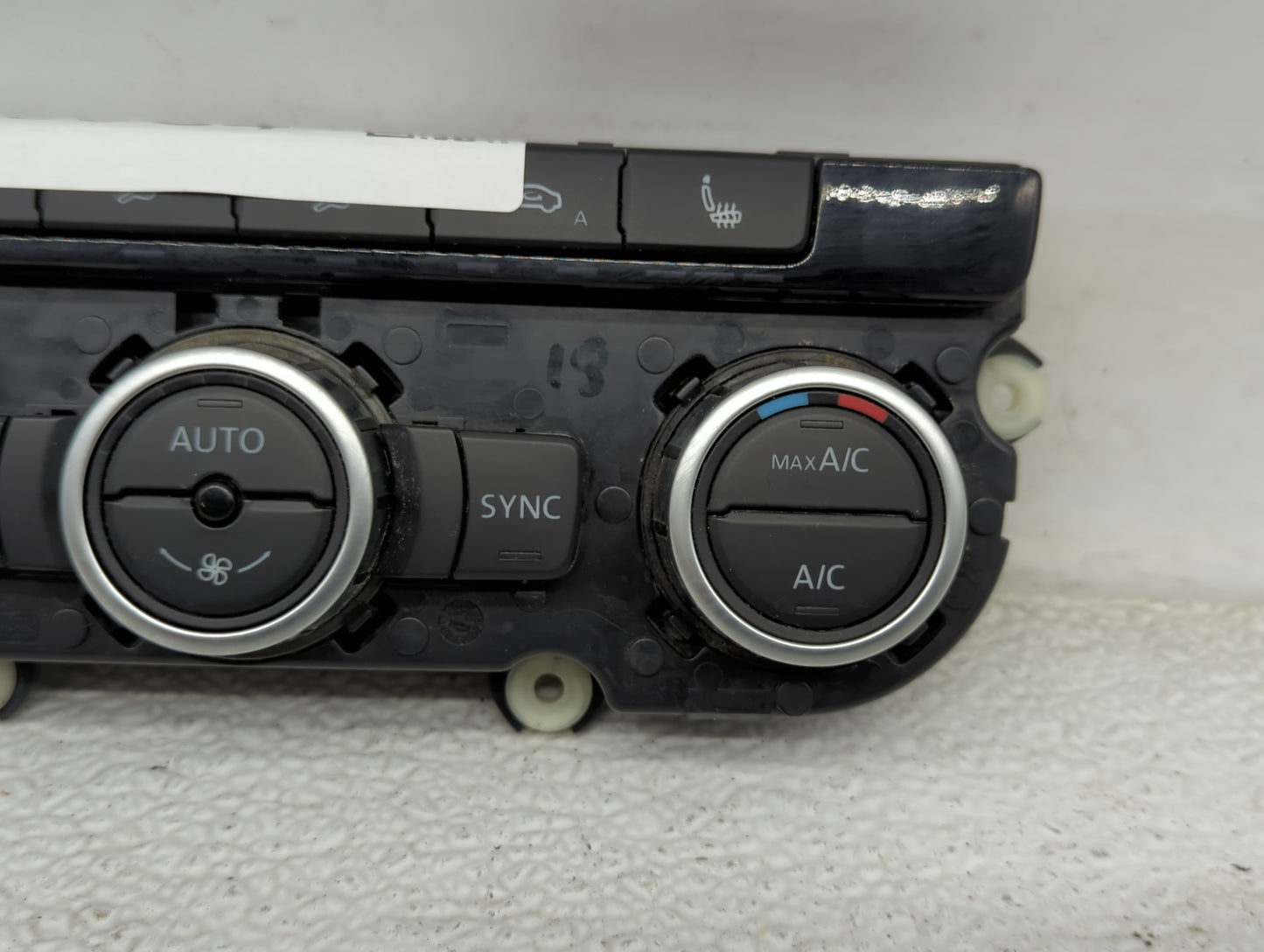 2013-2014 Volkswagen Cc Climate Control Module Temperature AC/Heater Replacement P/N:3AA907044AN Fits Fits 2013 2014 OEM Use