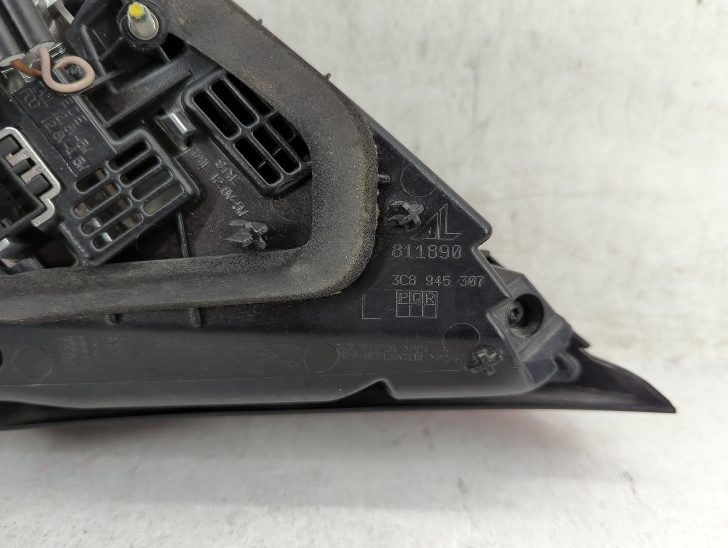 2013-2017 Volkswagen Cc Tail Light Assembly Driver Left OEM P/N:3C8 945 307 Fits Fits 2013 2014 2015 2016 2017 OEM Used Auto