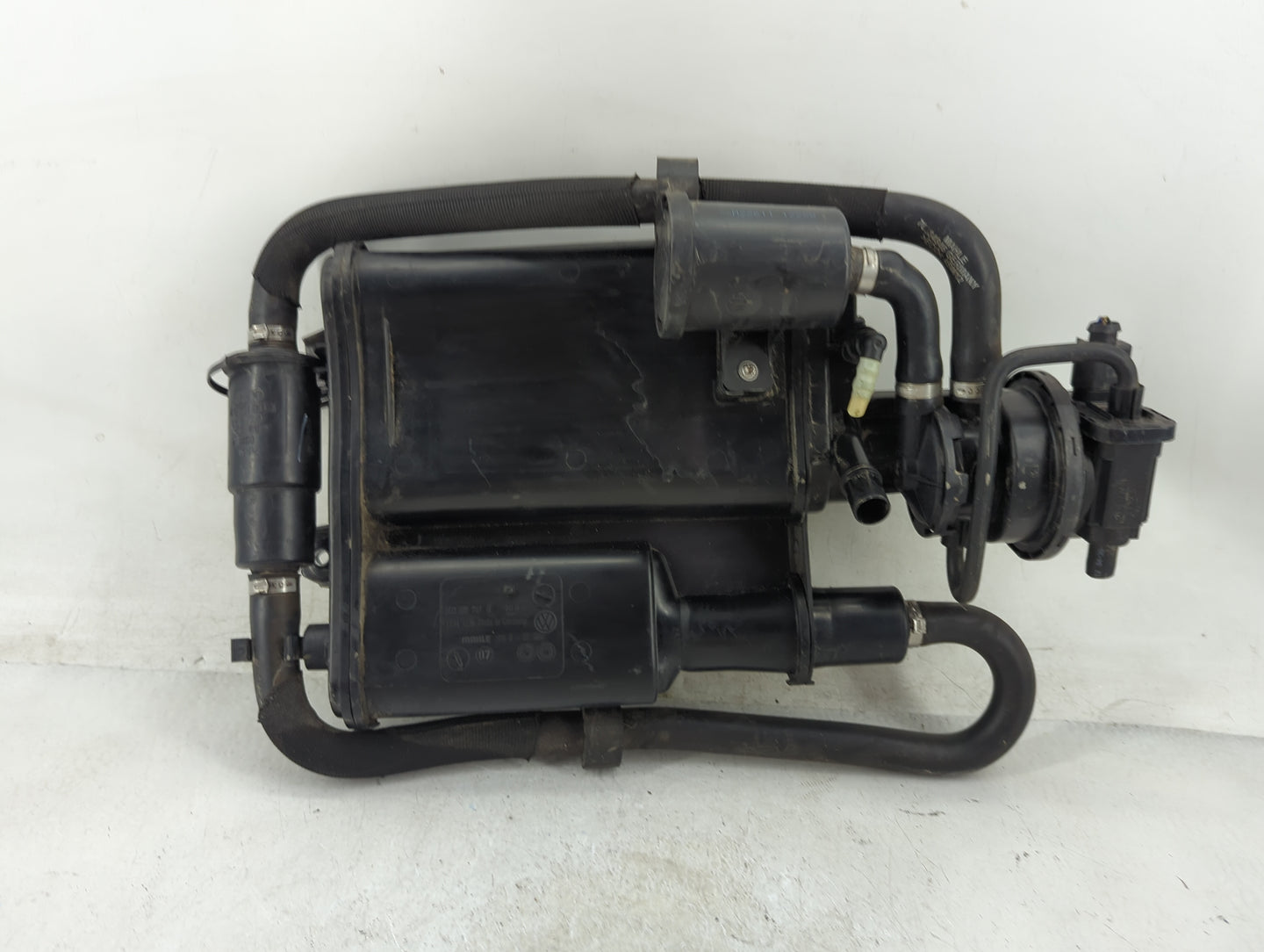 2013 Volkswagen Cc Fuel Vapor Charcoal Canister 1412693 - Oemusedautoparts1.com