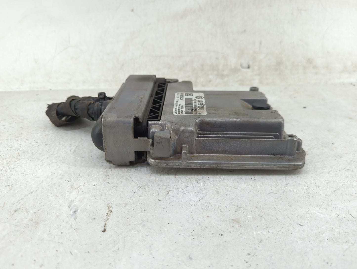 2013 Volkswagen Cc PCM Engine Control Computer ECU ECM PCU OEM P/N:06J907309B 0261S06014 Fits OEM Used Auto Parts - Oemuseda
