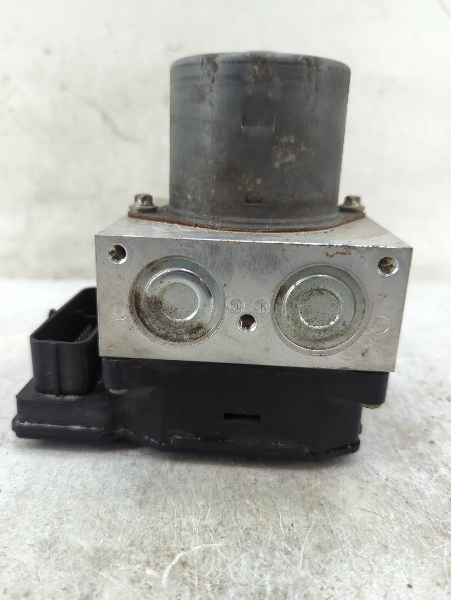 2011-2017 Volkswagen Cc ABS Pump Control Module Replacement P/N:3AA614109AF 17654055 Fits Fits 2011 2012 2013 2014 2015 2016