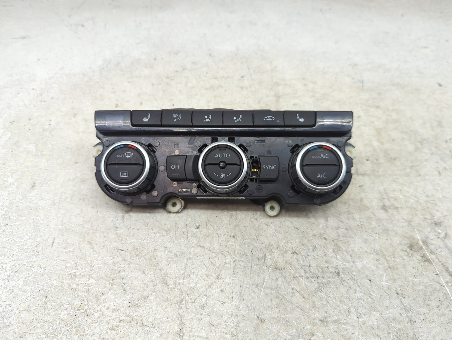 2013-2014 Volkswagen Cc Climate Control Module Temperature AC/Heater Replacement P/N:3AA907044AN 5HB011257-37 Fits Fits 2013