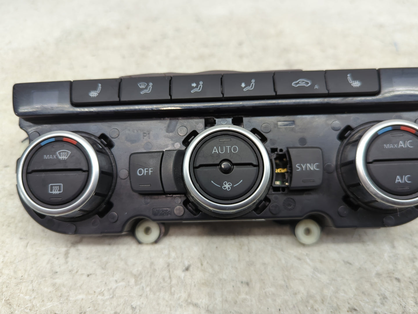 2013-2014 Volkswagen Cc Climate Control Module Temperature AC/Heater Replacement P/N:3AA907044AN 5HB011257-37 Fits Fits 2013