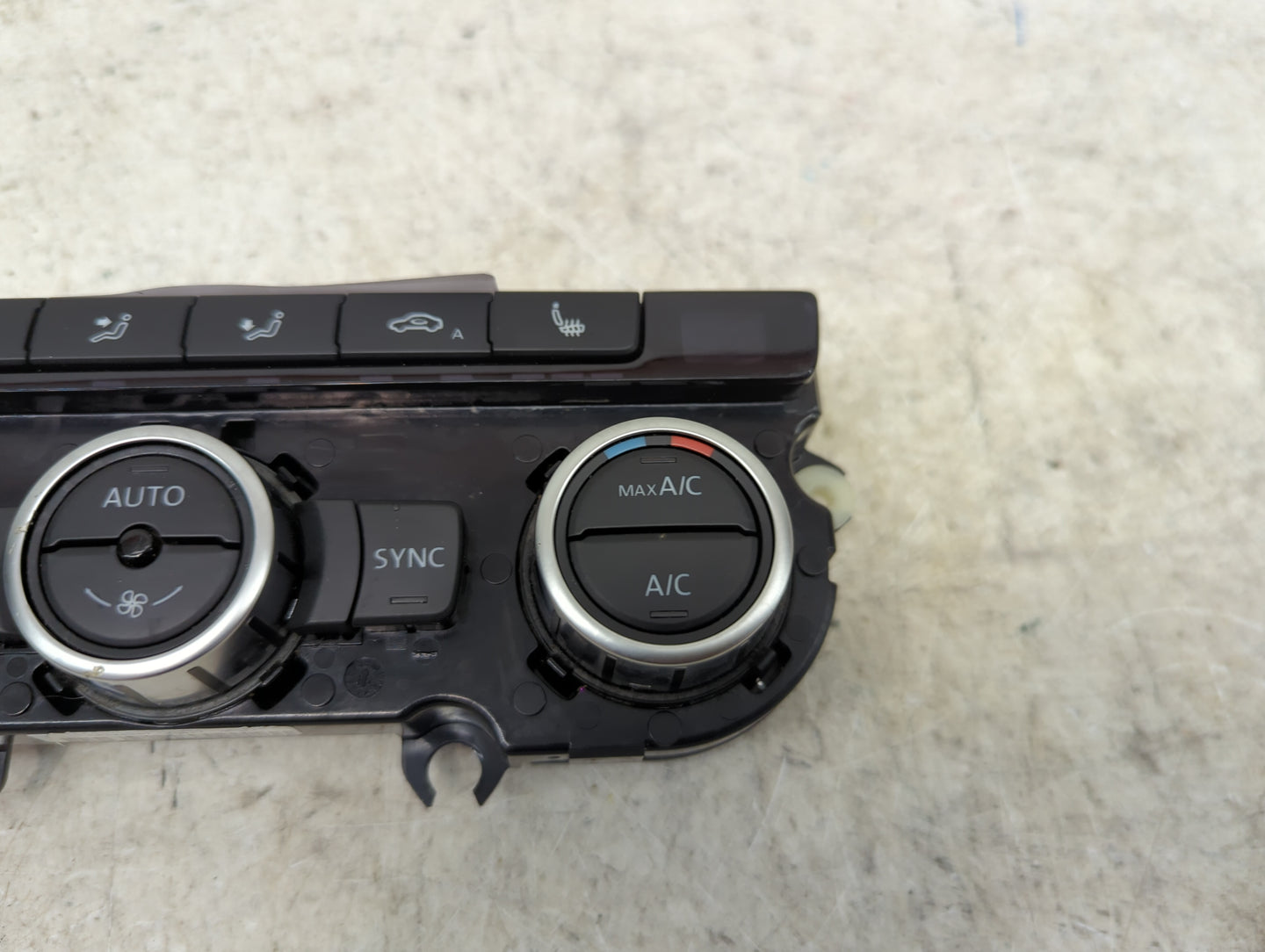 2013-2014 Volkswagen Cc Climate Control Module Temperature AC/Heater Replacement P/N:3AA907044AN 5HB011257-37 Fits Fits 2013
