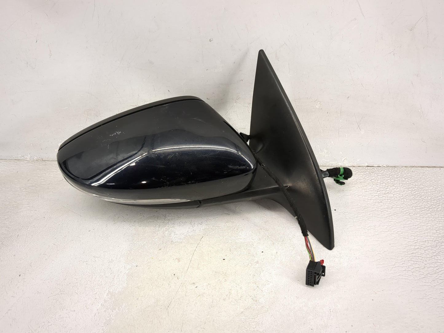 2009-2012 Volkswagen Cc Passenger Side View Mirror - Right Door Mirror OEM Used - Oemusedautoparts1.com