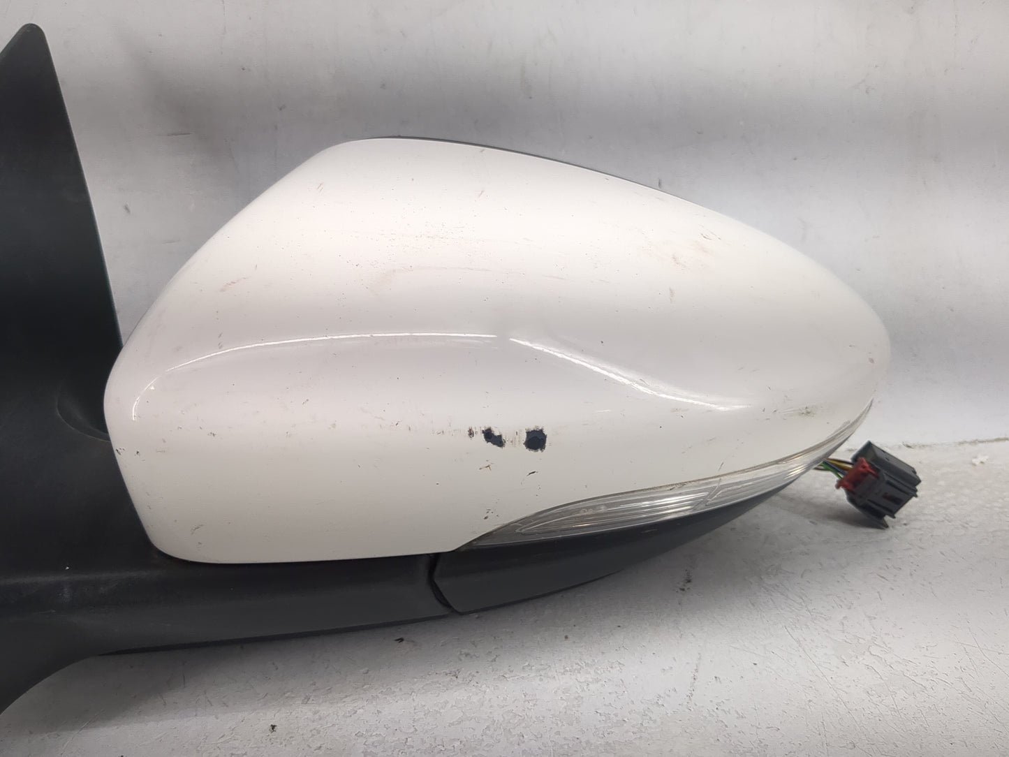 2009-2012 Volkswagen Cc Driver Side View Mirror - Left Door Mirror OEM Used - Oemusedautoparts1.com