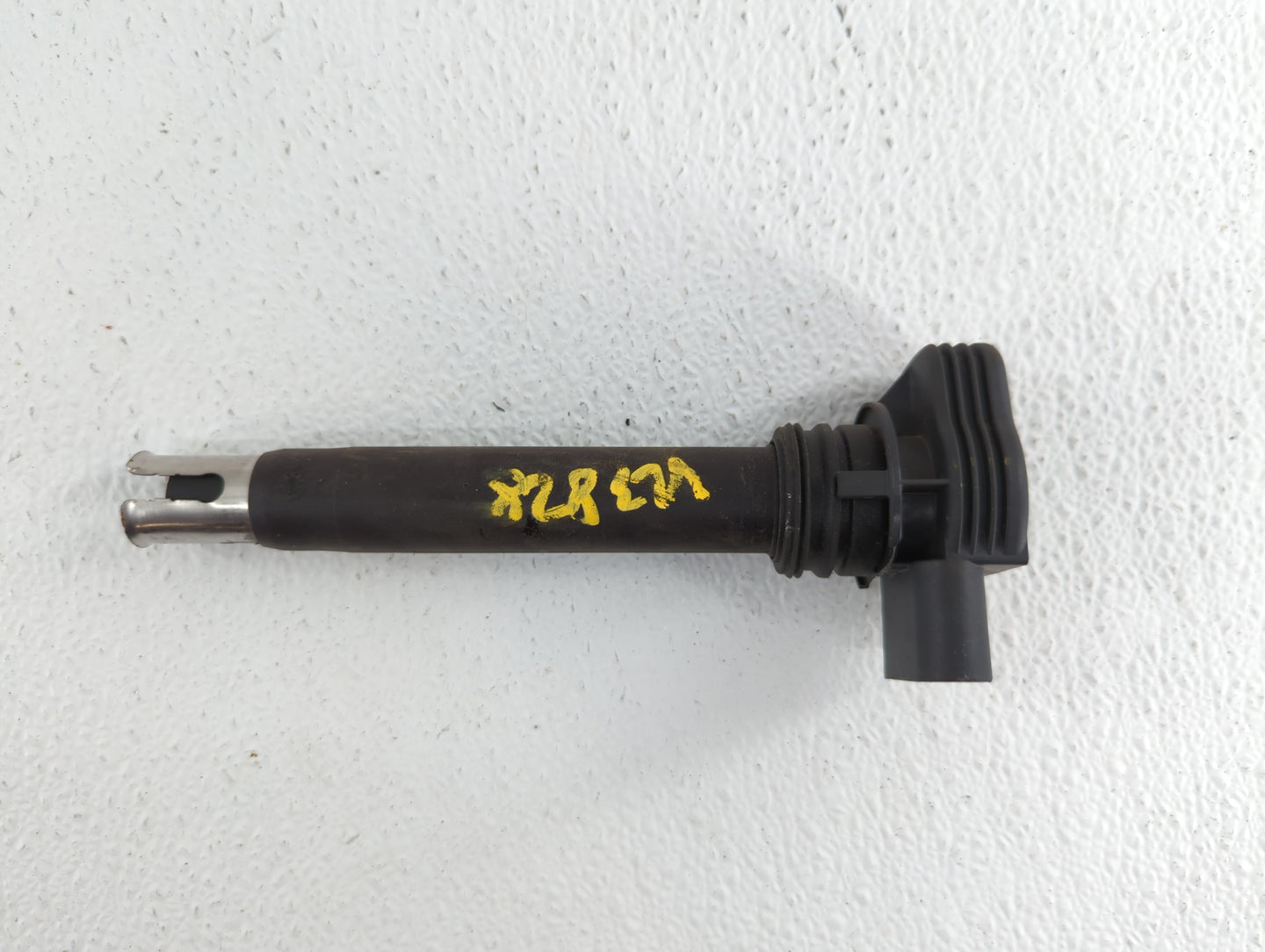 2013 Volkswagen Cc Ignition Coil Igniter Pack - Oemusedautoparts1.com