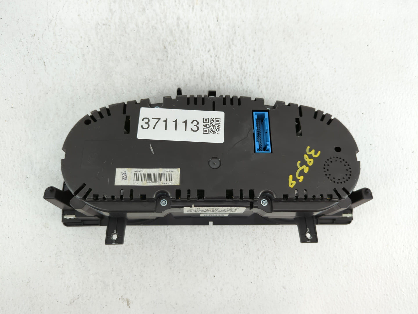 2013 Volkswagen Cc Instrument Cluster Speedometer Gauges P/N:3C8920 971B Fits OEM Used Auto Parts - Oemusedautoparts1.com