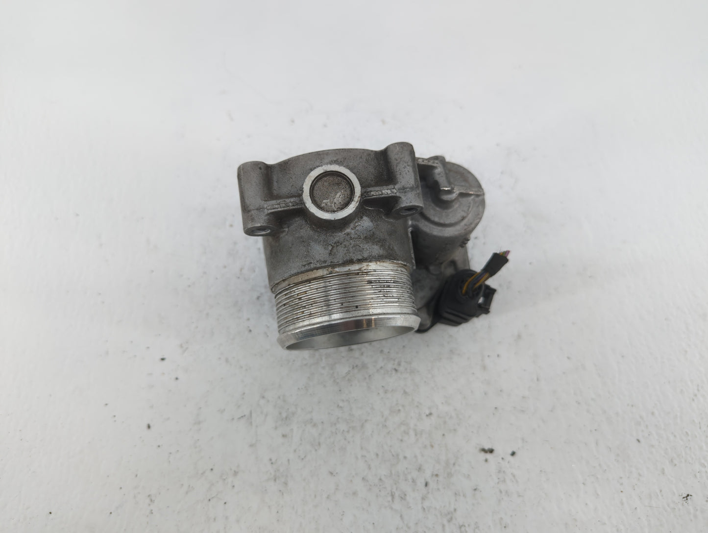 2009-2017 Volkswagen Cc Throttle Body P/N:06F 133 062 G 06F 133 062 Q Fits OEM Used Auto Parts - Oemusedautoparts1.com
