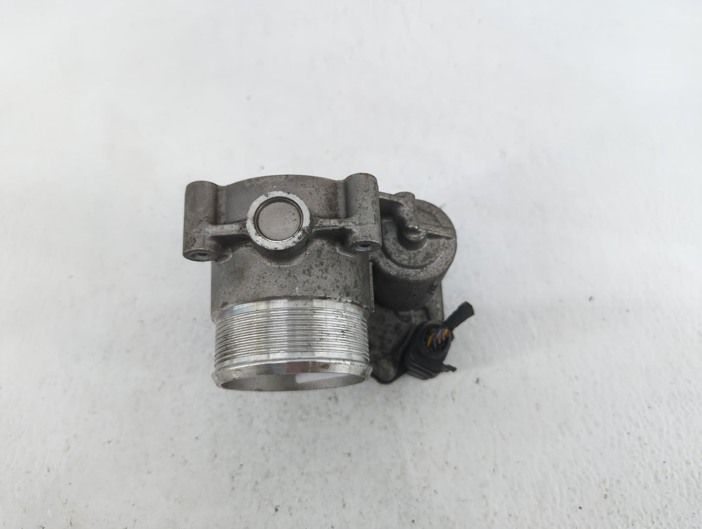 2009-2017 Volkswagen Cc Throttle Body P/N:06F 133 062 G 06F 133 062 Q Fits OEM Used Auto Parts - Oemusedautoparts1.com
