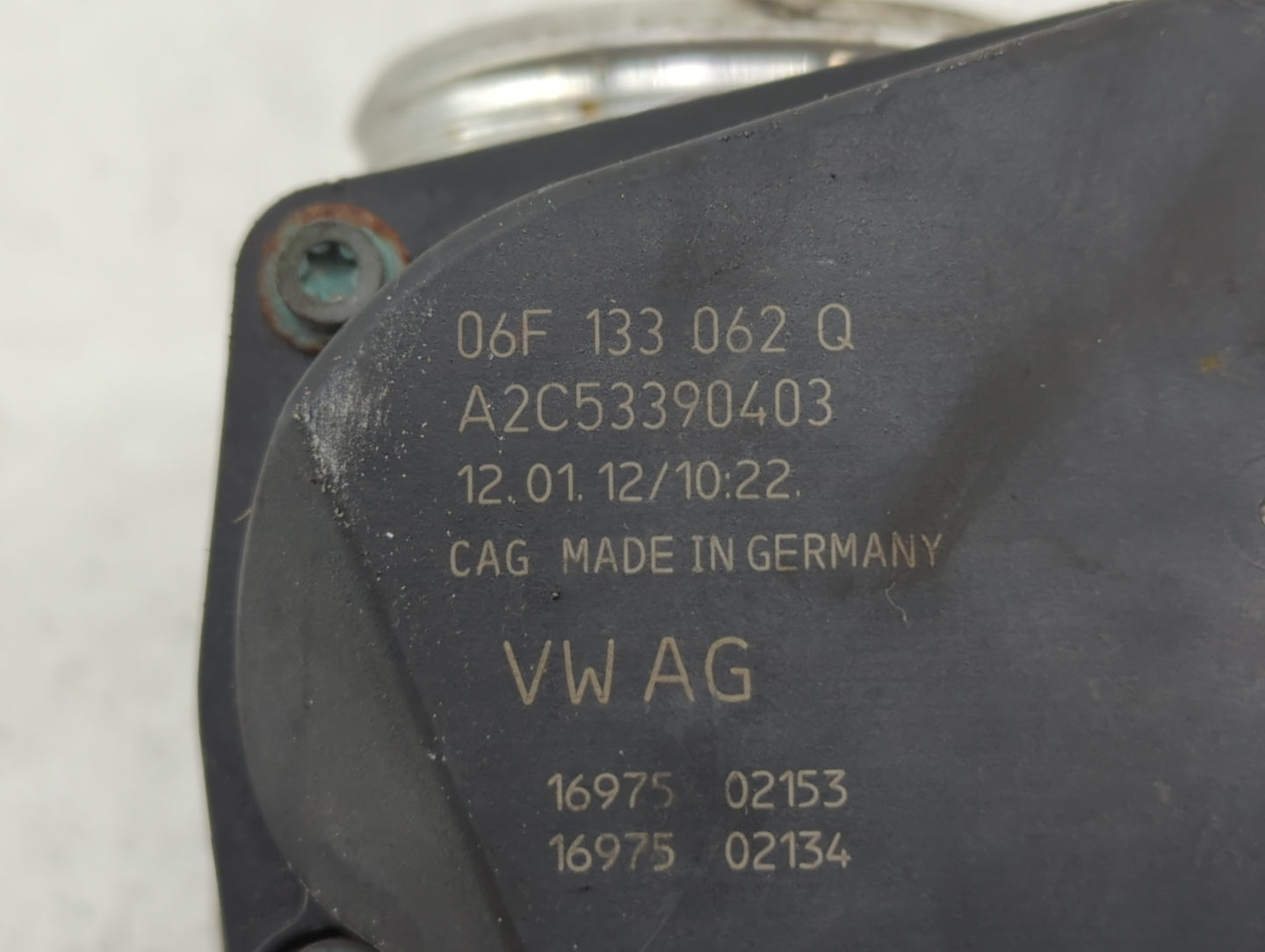 2009-2017 Volkswagen Cc Throttle Body P/N:06F 133 062 G 06F 133 062 Q Fits OEM Used Auto Parts - Oemusedautoparts1.com