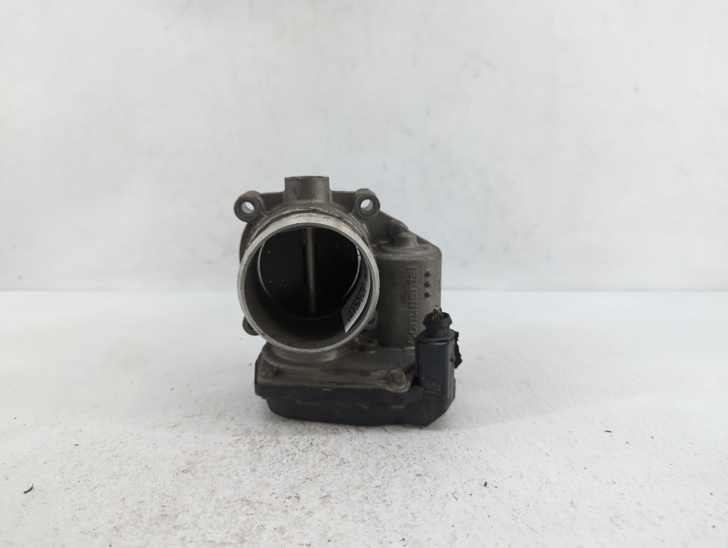 2009-2017 Volkswagen Cc Throttle Body P/N:06F 133 062 G 06F 133 062 Q Fits OEM Used Auto Parts - Oemusedautoparts1.com