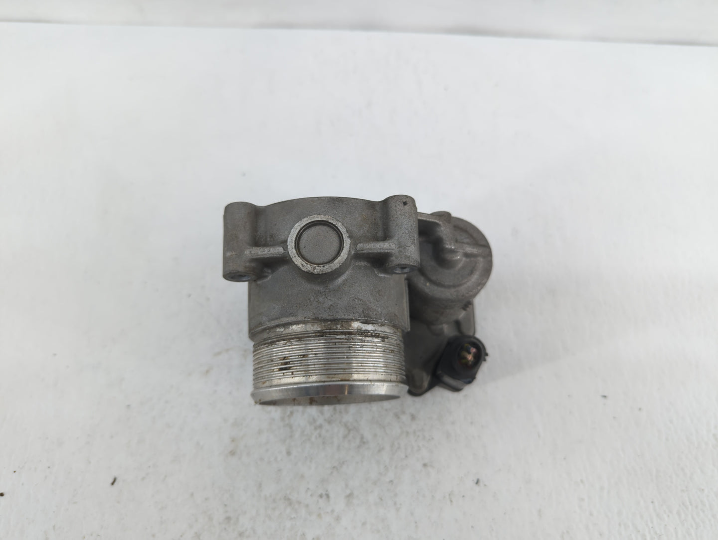 2009-2017 Volkswagen Cc Throttle Body P/N:06F 133 062 G 06F 133 062 Q Fits OEM Used Auto Parts - Oemusedautoparts1.com