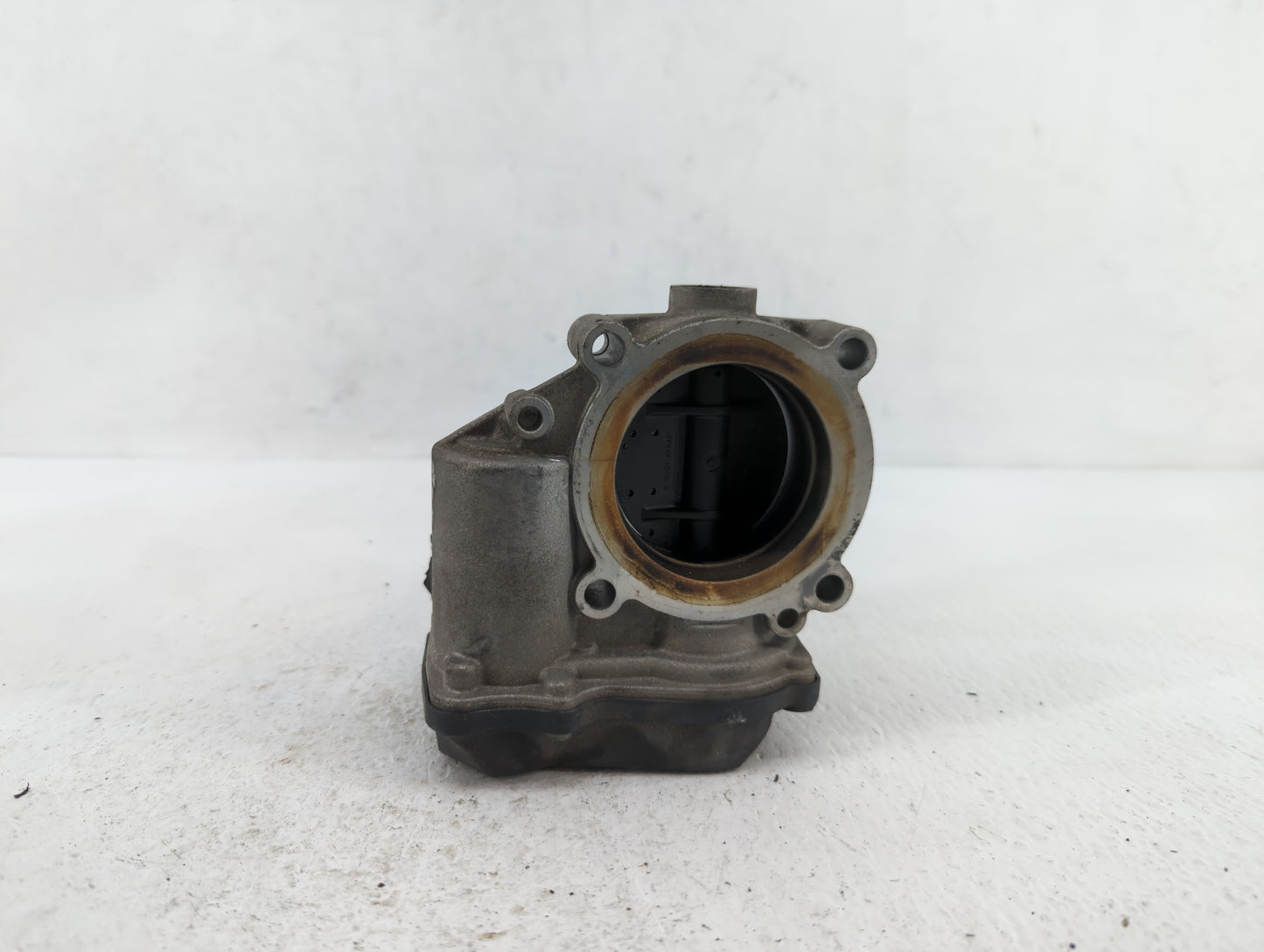 2009-2017 Volkswagen Cc Throttle Body P/N:06F 133 062 G 06F 133 062 Q Fits OEM Used Auto Parts - Oemusedautoparts1.com