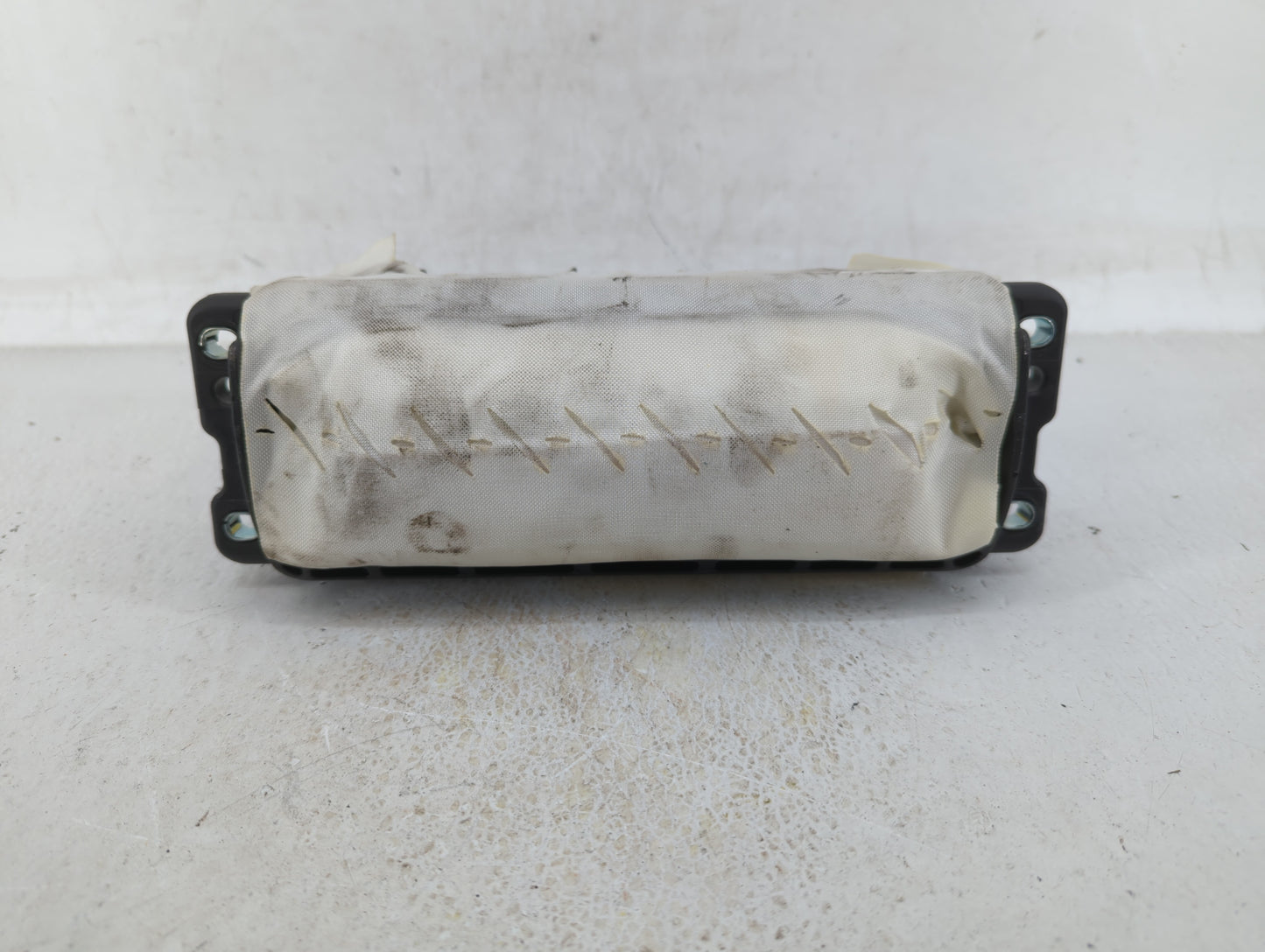 2013-2017 Volkswagen Cc Air Bag Passenger Right Dashboard Oem - Oemusedautoparts1.com
