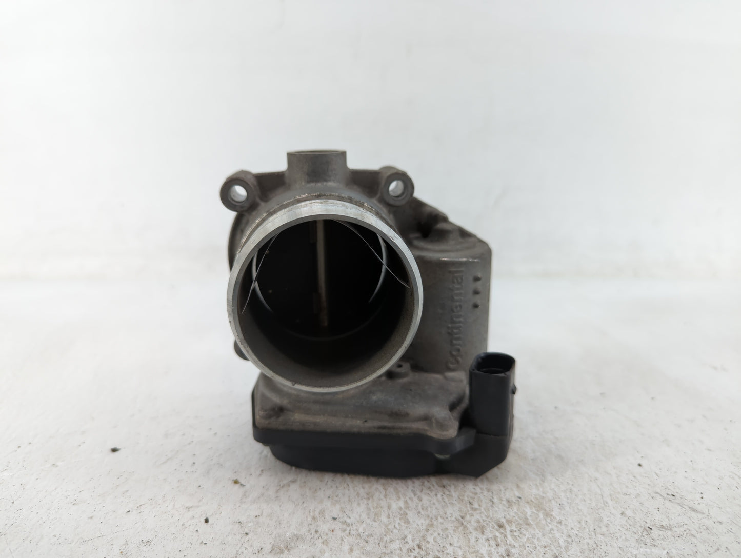 2009-2017 Volkswagen Cc Throttle Body P/N:06F 133 062 G 06F 133 062 Q Fits OEM Used Auto Parts - Oemusedautoparts1.com