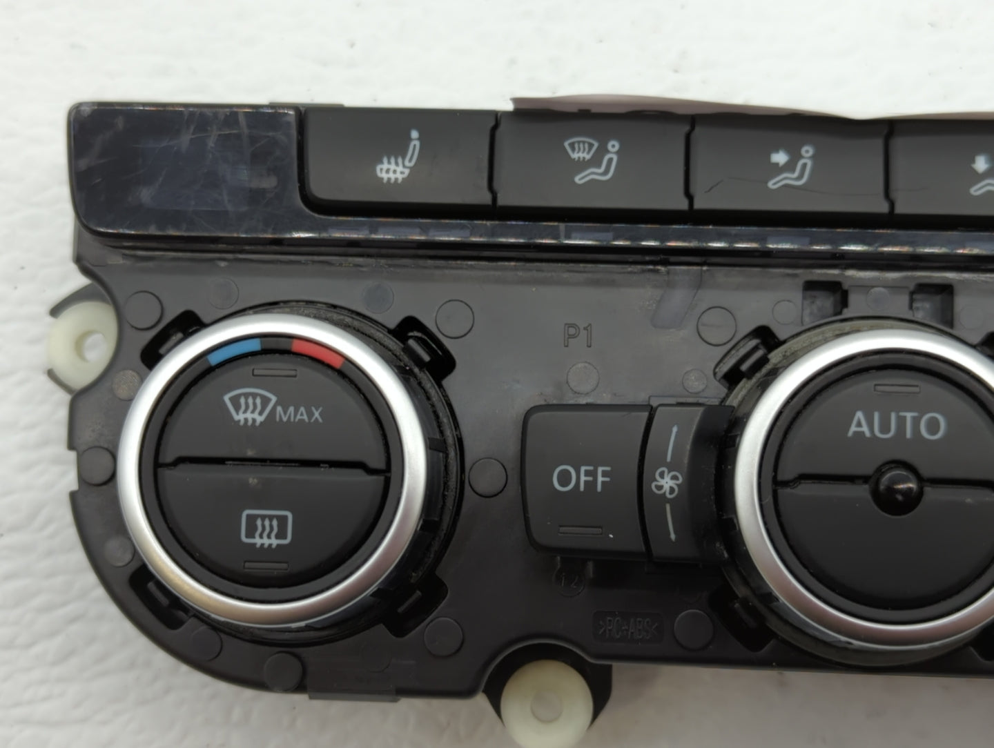 2013 Volkswagen Cc Climate Control Module Temperature AC/Heater Replacement P/N:3AA907044C 3AA907044J Fits OEM Used Auto Par