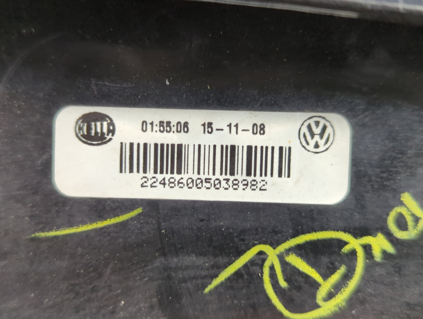 2013-2017 Volkswagen Cc Tail Light Assembly Driver Left OEM P/N:3C8945207 3C8 945 207 Fits Fits 2013 2014 2015 2016 2017 OEM