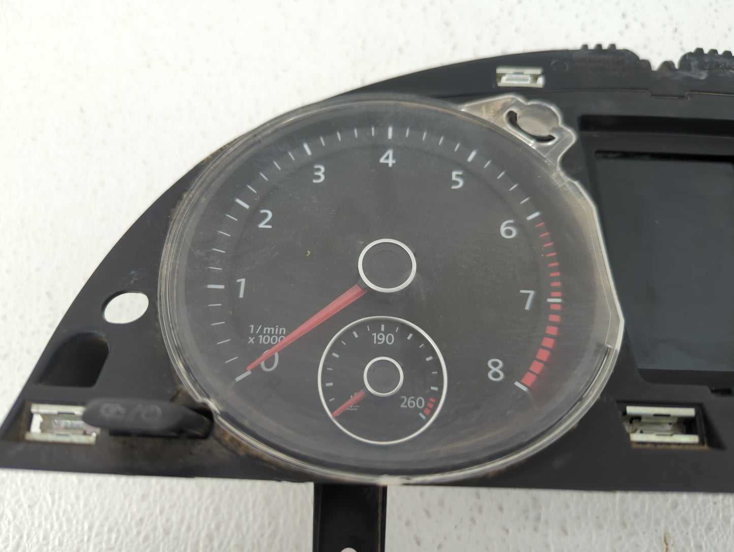 2013 Volkswagen Cc Instrument Cluster Speedometer Gauges P/N:3C8920 971B Fits OEM Used Auto Parts - Oemusedautoparts1.com