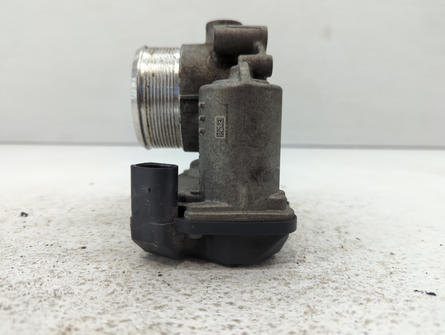2009-2017 Volkswagen Cc Throttle Body P/N:06F 133 062 Fits OEM Used Auto Parts - Oemusedautoparts1.com