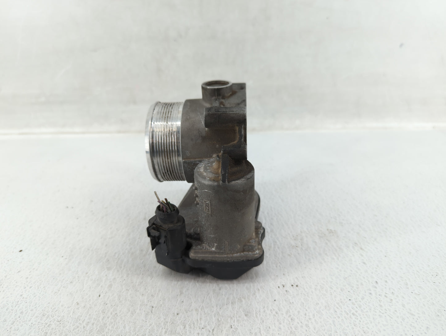 2009-2017 Volkswagen Cc Throttle Body P/N:06F 133 062 Q Fits OEM Used Auto Parts - Oemusedautoparts1.com