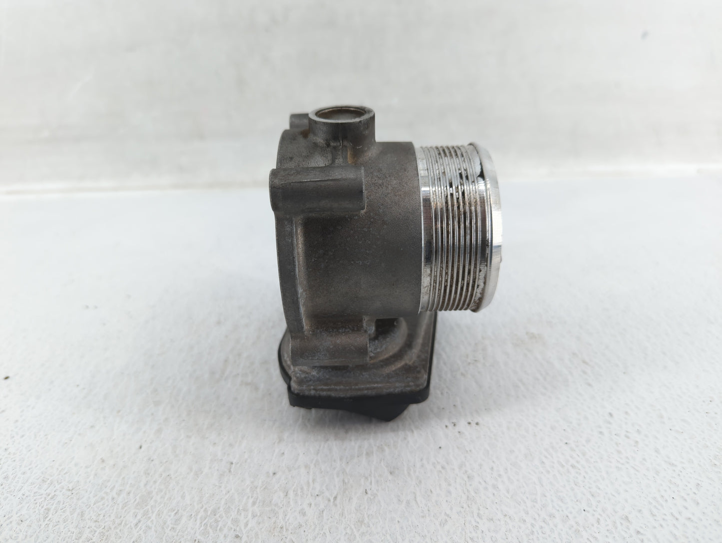 2009-2017 Volkswagen Cc Throttle Body P/N:06F 133 062 Q Fits OEM Used Auto Parts - Oemusedautoparts1.com