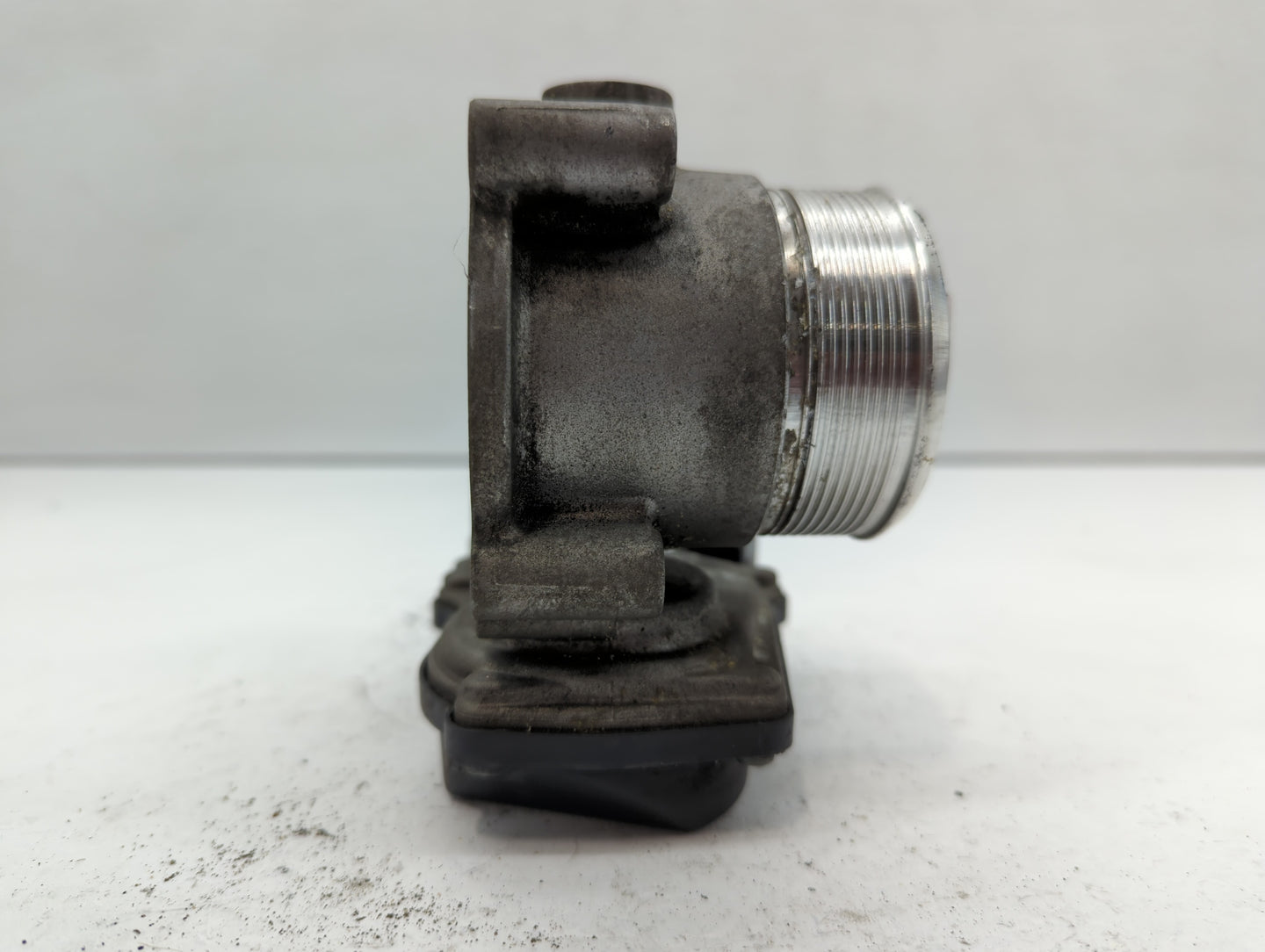 2009-2017 Volkswagen Cc Throttle Body P/N:06F 133 062 Q Fits OEM Used Auto Parts - Oemusedautoparts1.com