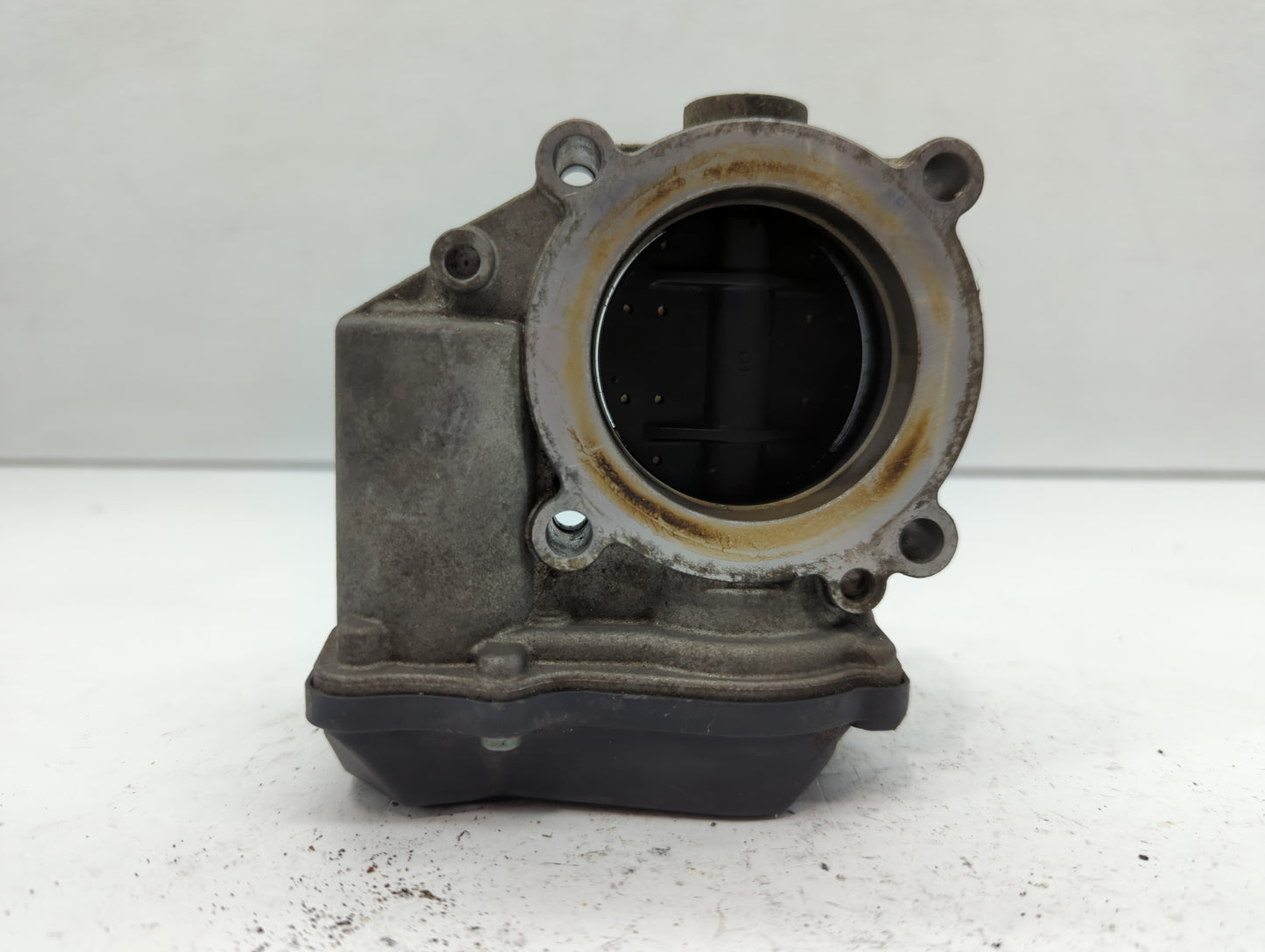 2009-2017 Volkswagen Cc Throttle Body P/N:06F 133 062 Q Fits OEM Used Auto Parts - Oemusedautoparts1.com