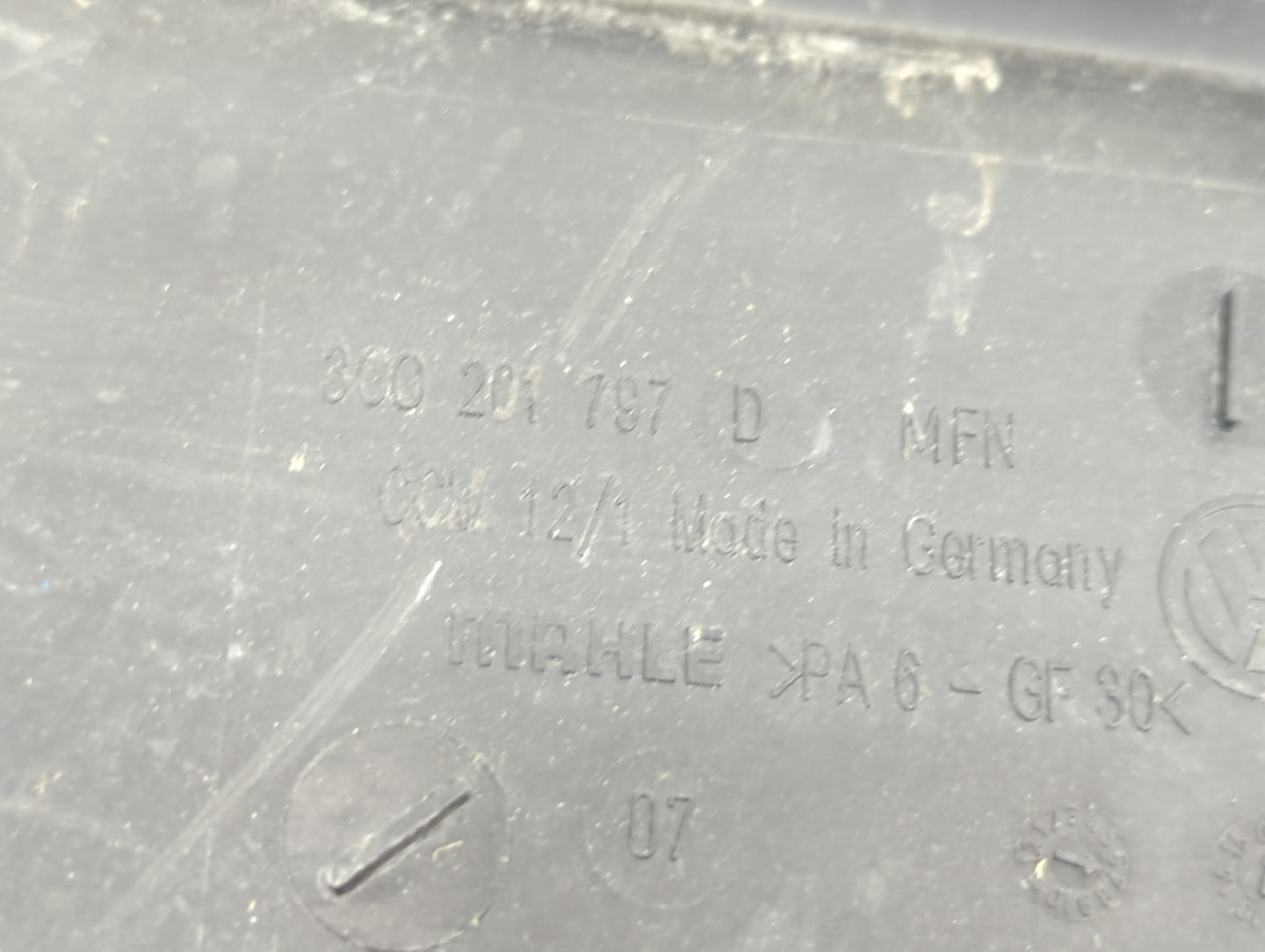 2013 Volkswagen Cc Fuel Vapor Charcoal Canister 537253 - Oemusedautoparts1.com