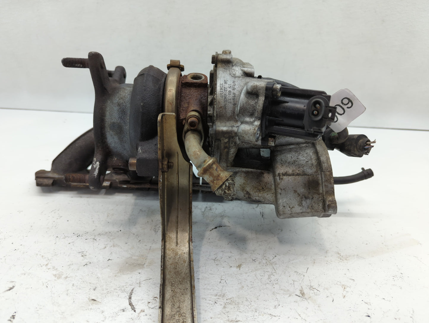 2017-2017 Volkswagen Cc Turbocharger Exhaust Manifold With Turbo Charger - Oemusedautoparts1.com