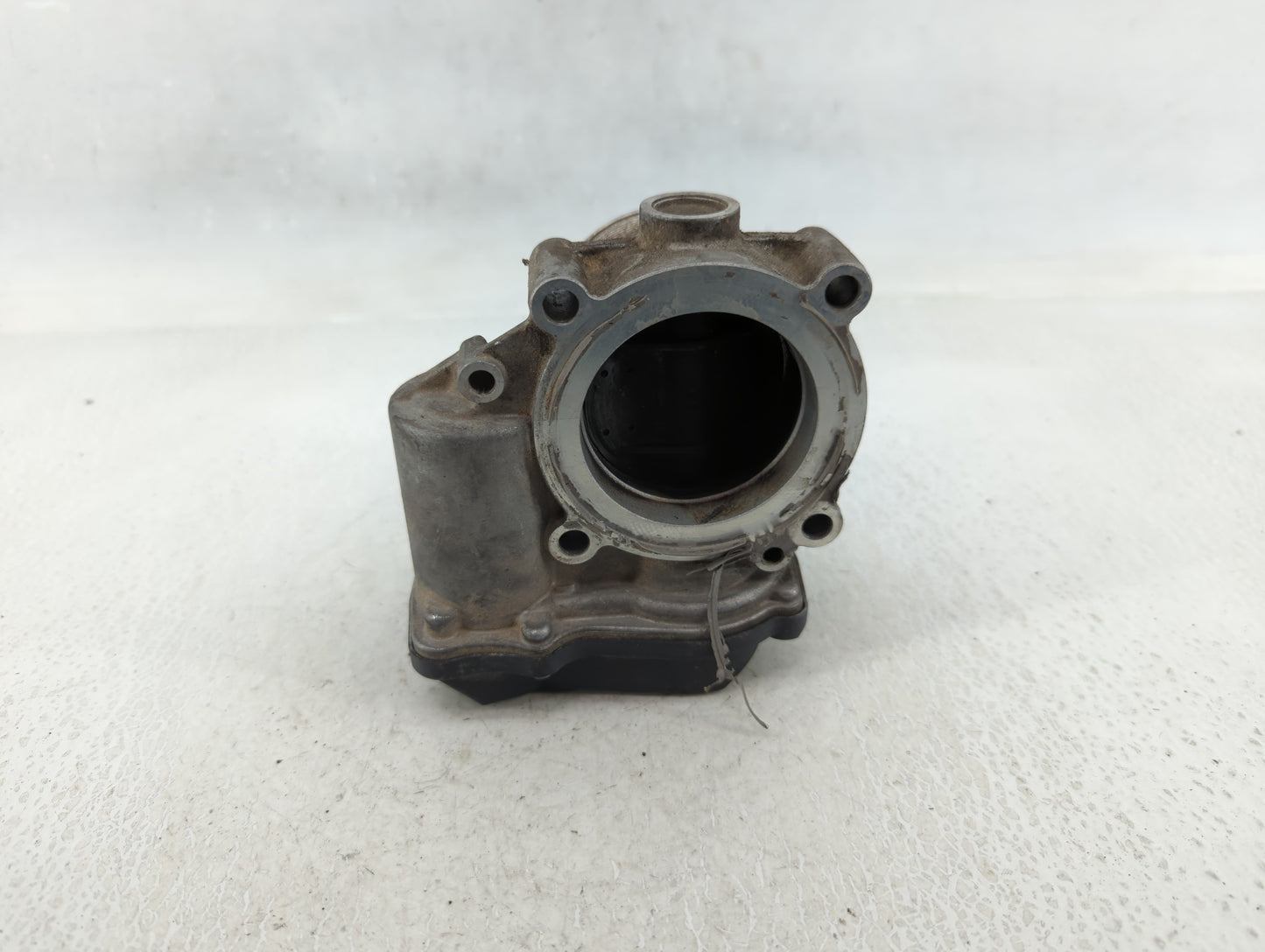 2009-2017 Volkswagen Cc Throttle Body P/N:06F 133 062 Q A2C53390403 Fits OEM Used Auto Parts - Oemusedautoparts1.com
