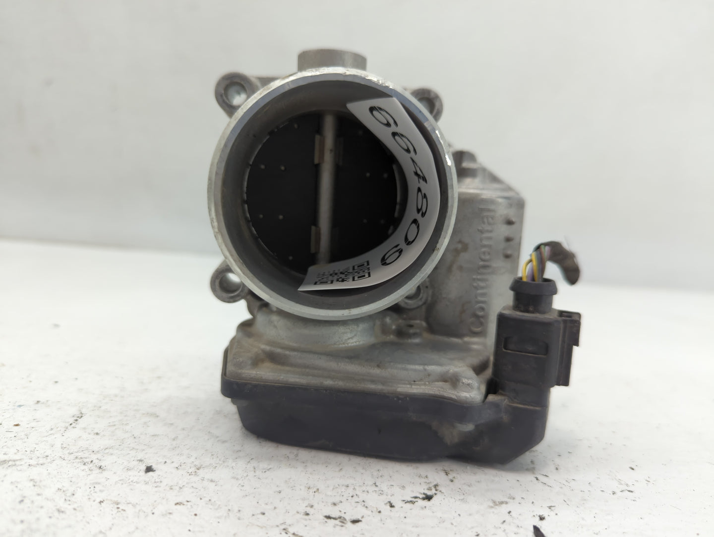 2009-2017 Volkswagen Cc Throttle Body P/N:06F 133 062 Q Fits OEM Used Auto Parts - Oemusedautoparts1.com