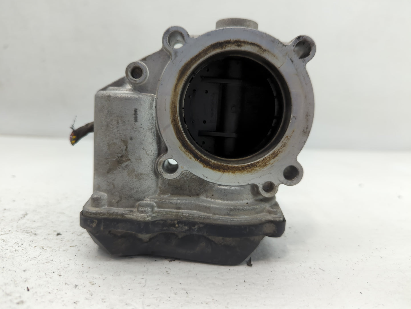 2009-2017 Volkswagen Cc Throttle Body P/N:06F 133 062 Q Fits OEM Used Auto Parts - Oemusedautoparts1.com