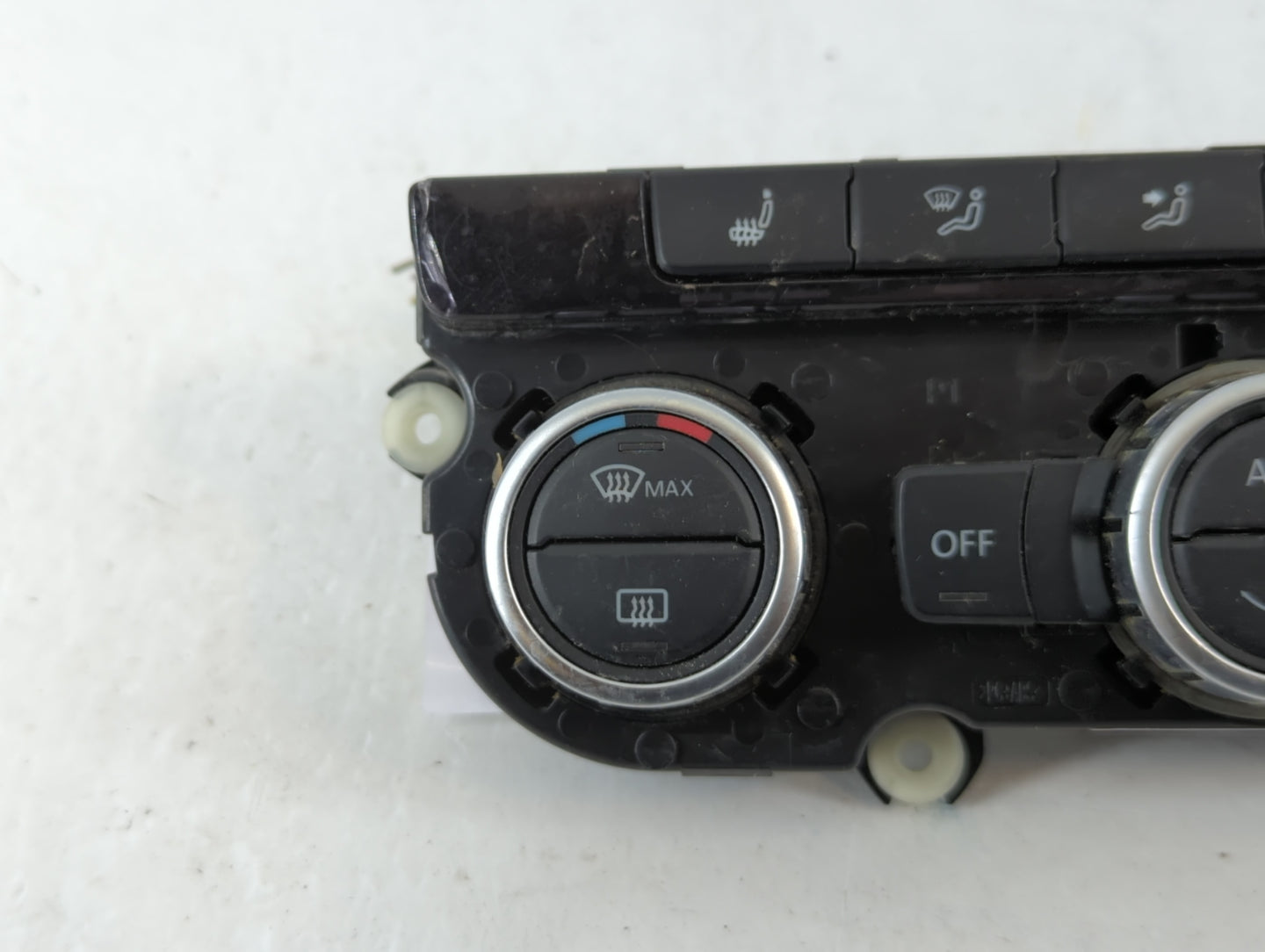 2013 Volkswagen Cc Climate Control Module Temperature AC/Heater Replacement P/N:3AA907044J Fits OEM Used Auto Parts - Oemuse