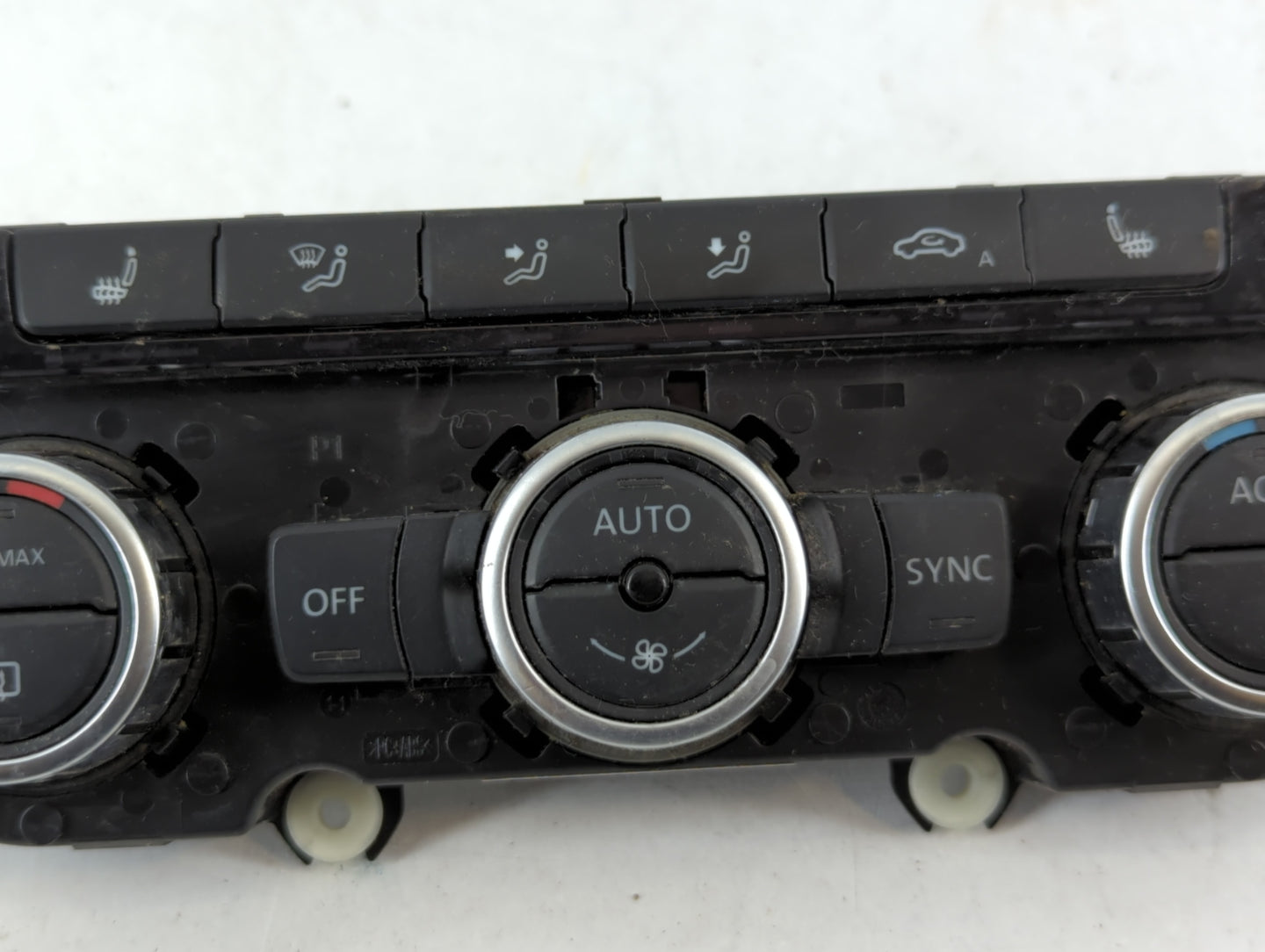 2013 Volkswagen Cc Climate Control Module Temperature AC/Heater Replacement P/N:3AA907044J Fits OEM Used Auto Parts - Oemuse