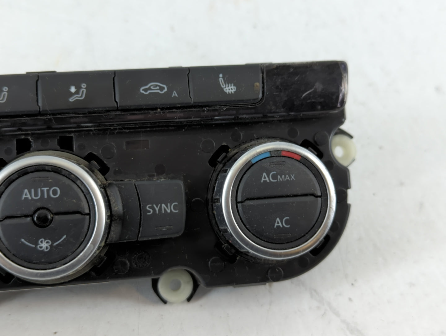 2013 Volkswagen Cc Climate Control Module Temperature AC/Heater Replacement P/N:3AA907044J Fits OEM Used Auto Parts - Oemuse