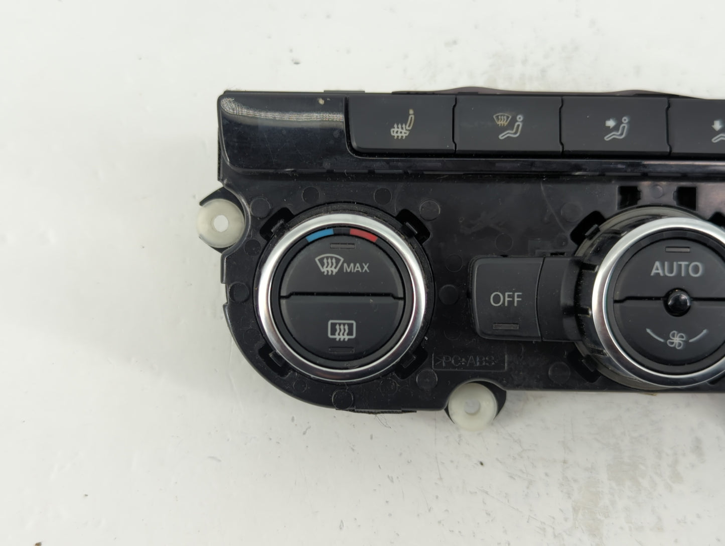 2013 Volkswagen Cc Climate Control Module Temperature AC/Heater Replacement P/N:3AA907044J Fits OEM Used Auto Parts - Oemuse